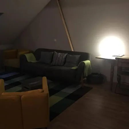 Cozy With Castel View *